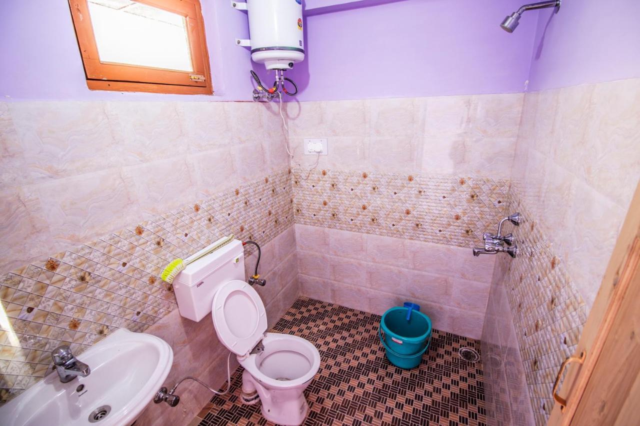 Orange Guest House Dharmkot Дхарамсала Екстериор снимка