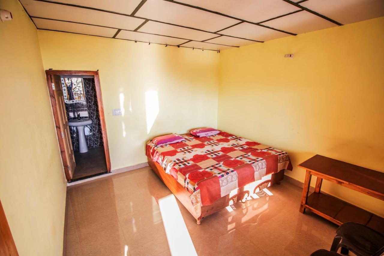 Orange Guest House Dharmkot Дхарамсала Екстериор снимка