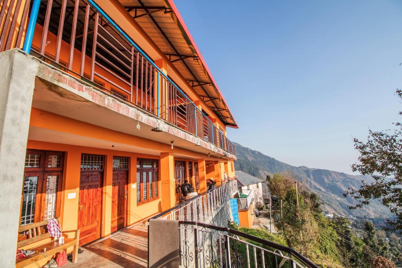 Orange Guest House Dharmkot Дхарамсала Екстериор снимка